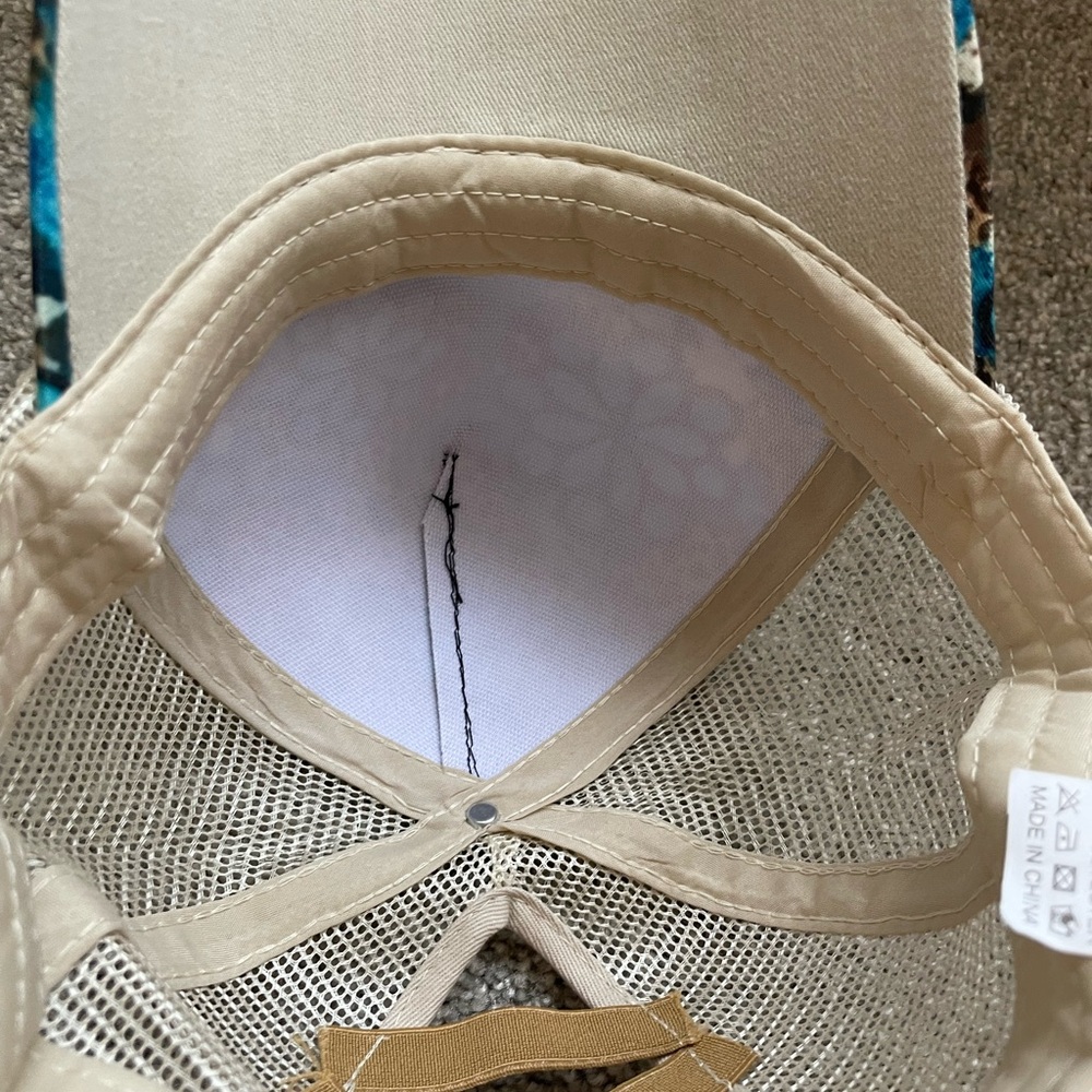 Ladies Hat - Picture 3 of 3